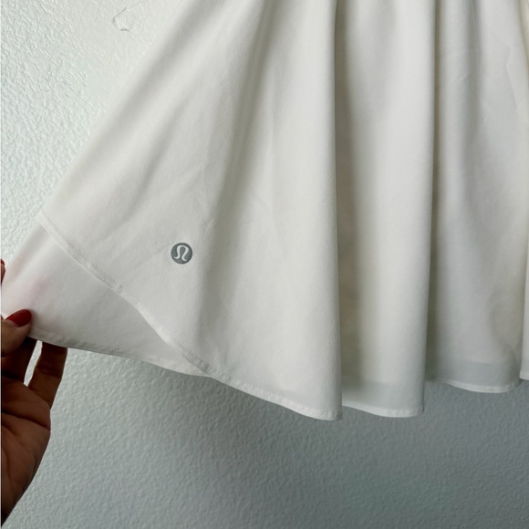 Lululemon Court Rival HR Skirt Size 2 white LWBABUT WHT Tennis Running Golf - Picture 4 of 7